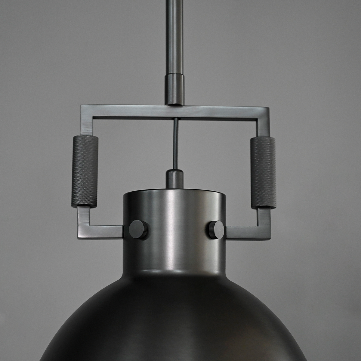 Funda Mental Arch Pendant