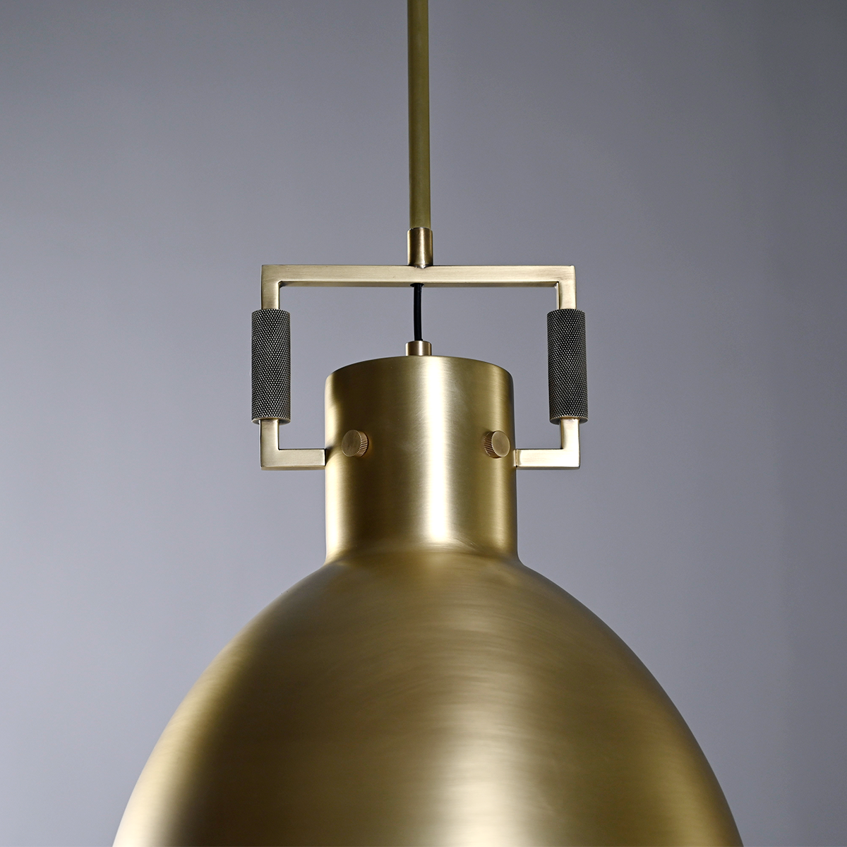 Funda Mental Arch Pendant