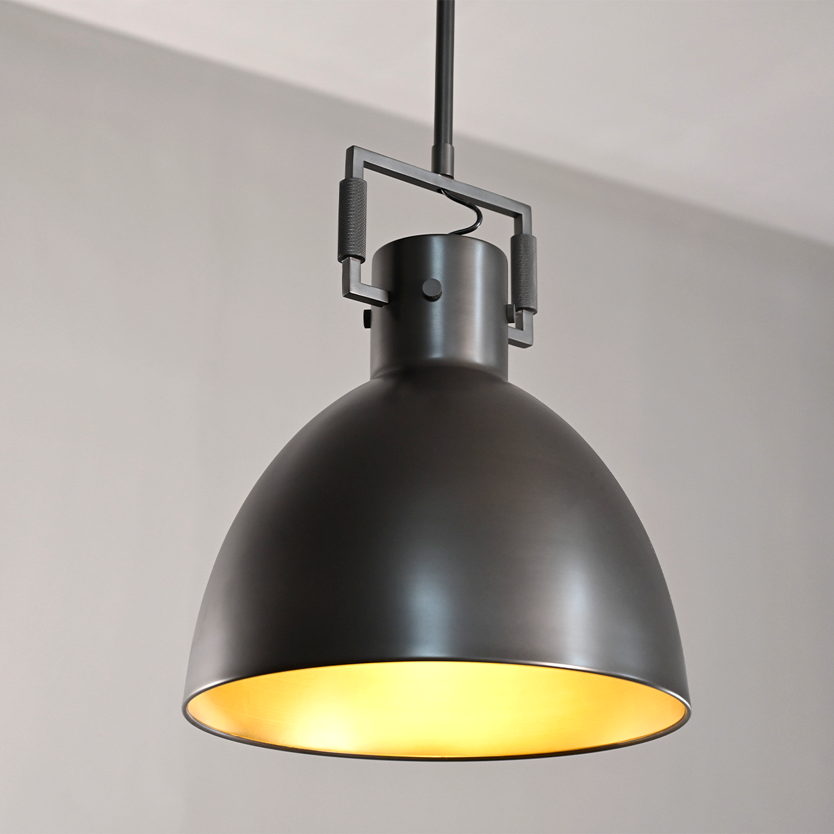 Funda Mental Arch Pendant