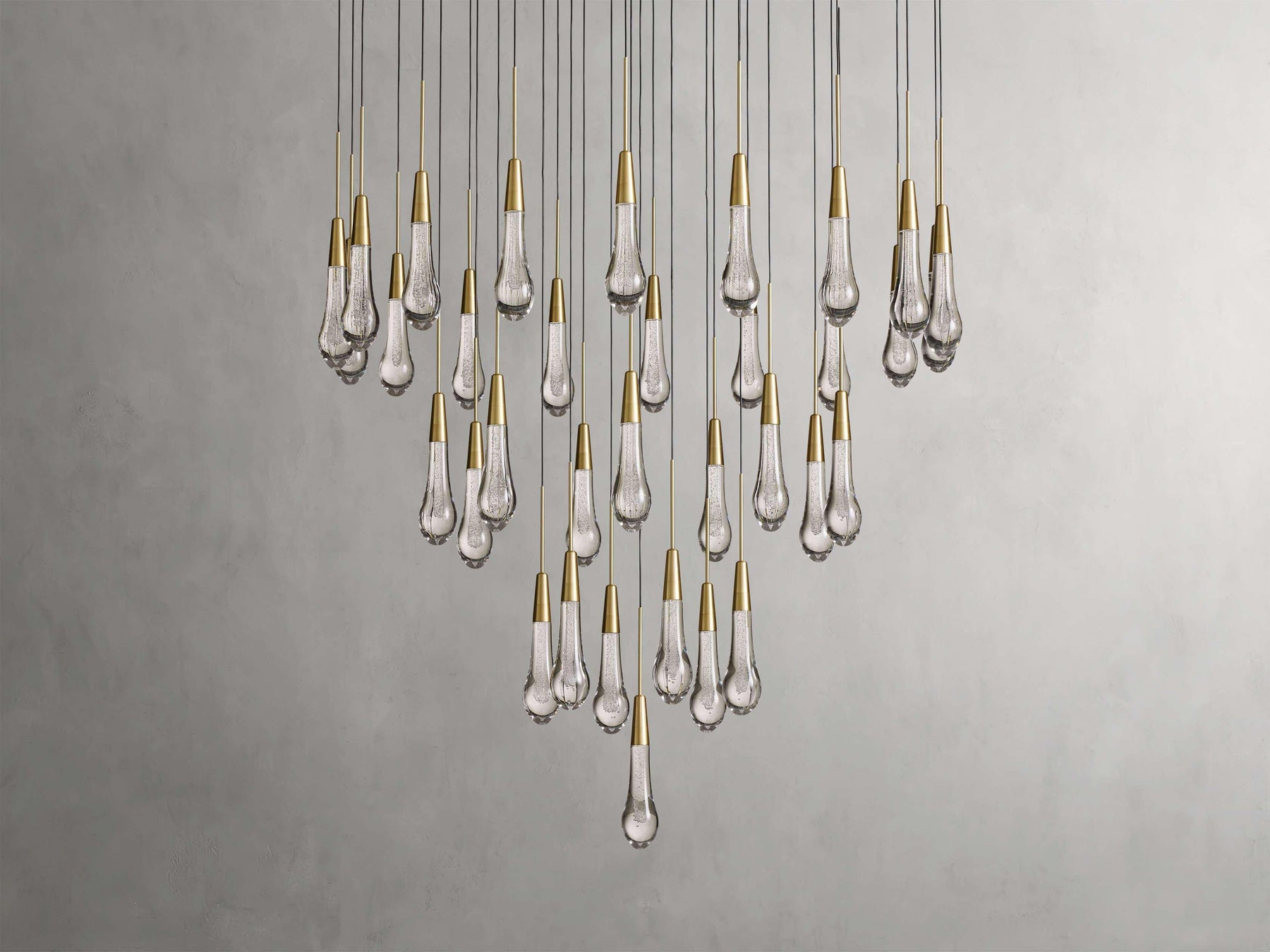 Soltaire Round Chandelier 17" 24" 36“ 58“