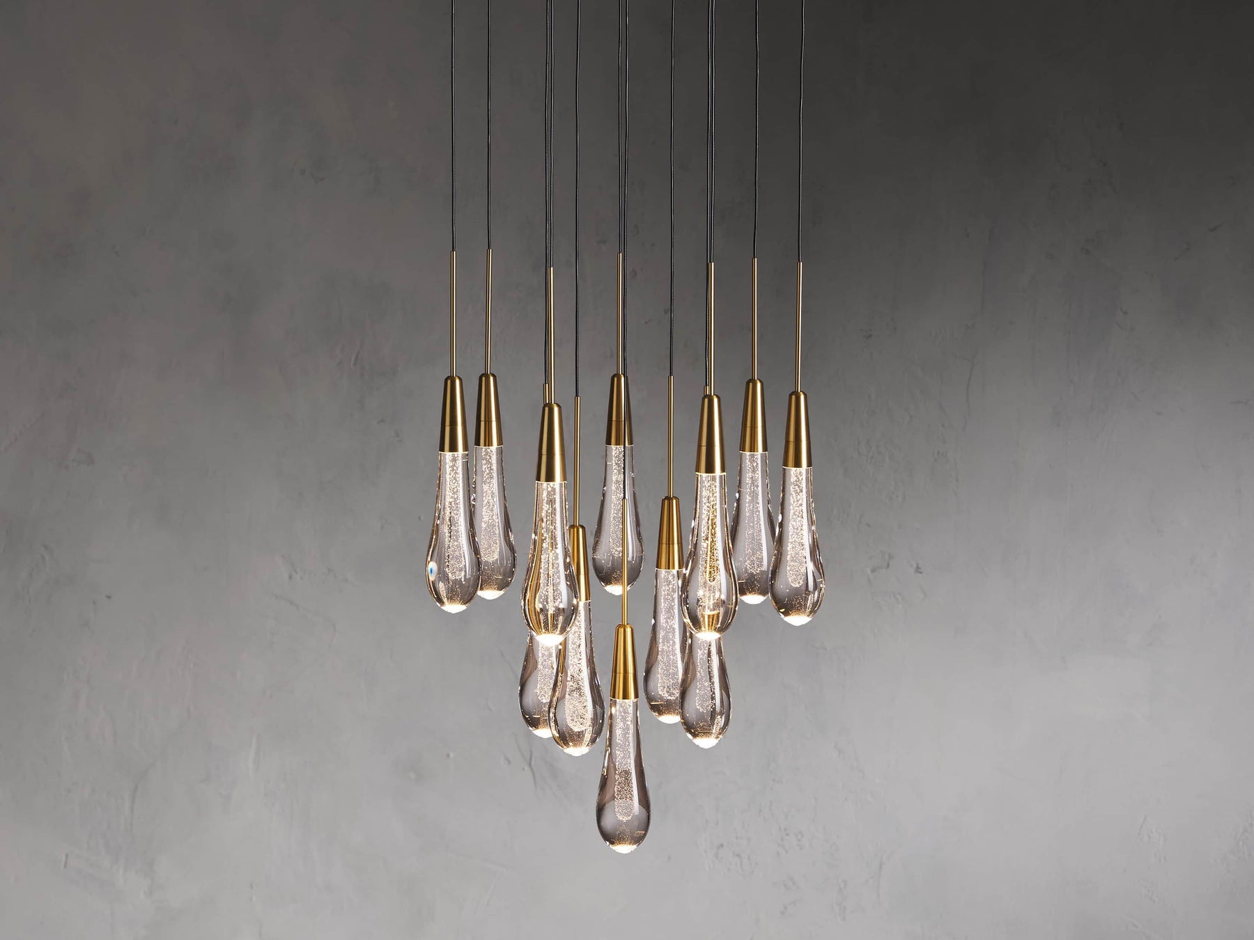 Soltaire Round Chandelier 17" 24" 36“ 58“