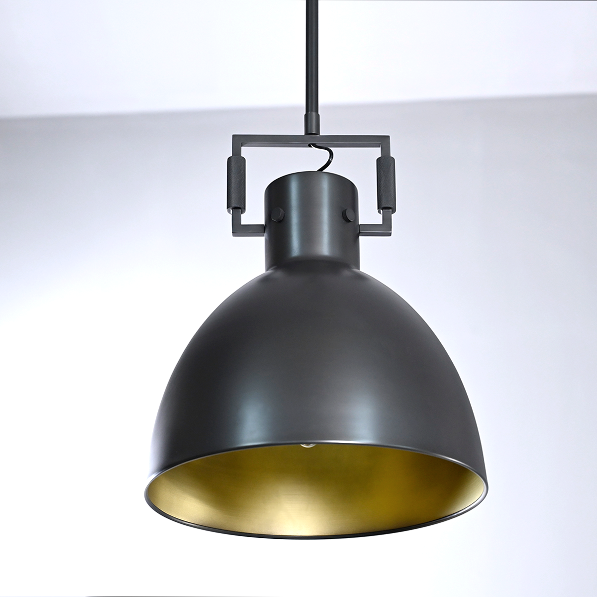 Funda Mental Arch Pendant
