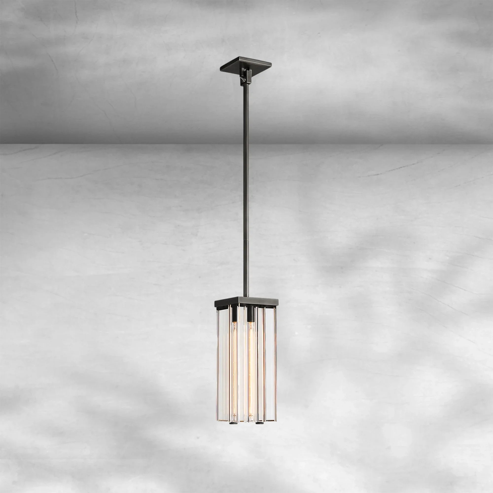 Savilen Square Pendant 14"