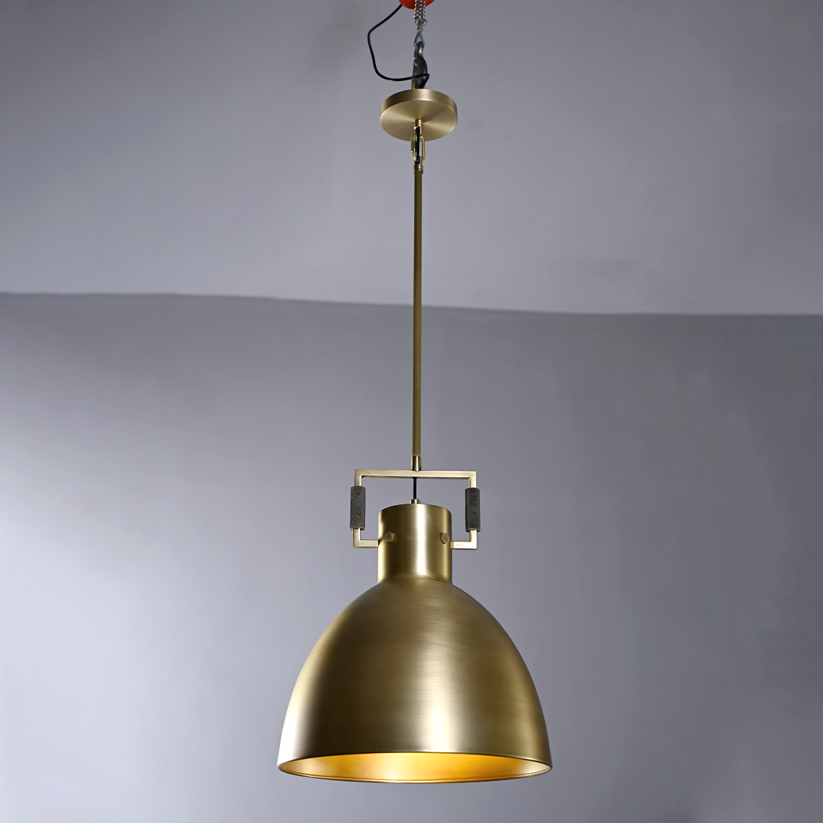 Funda Mental Arch Pendant