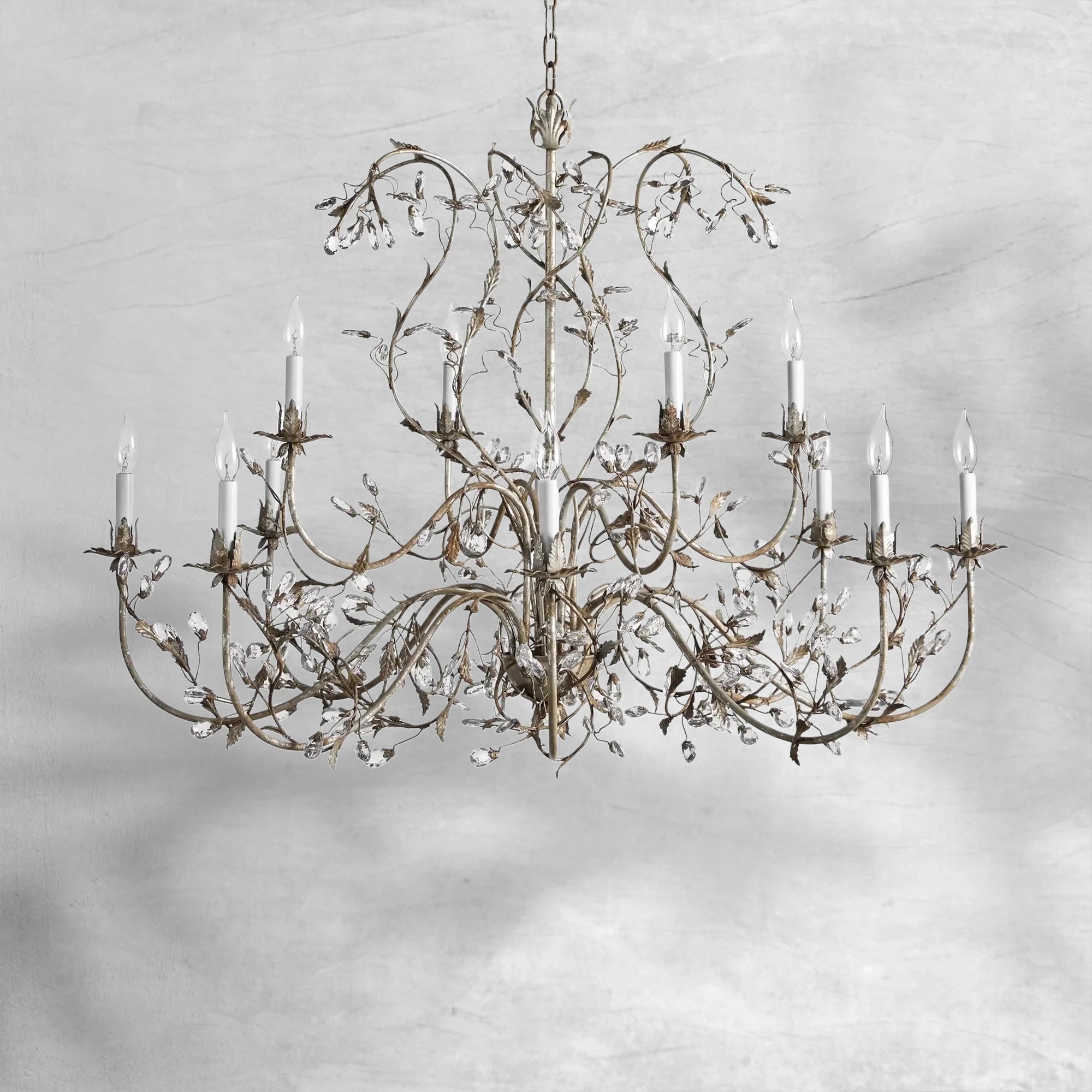 Gothic Claudette 12-Light Chandelier