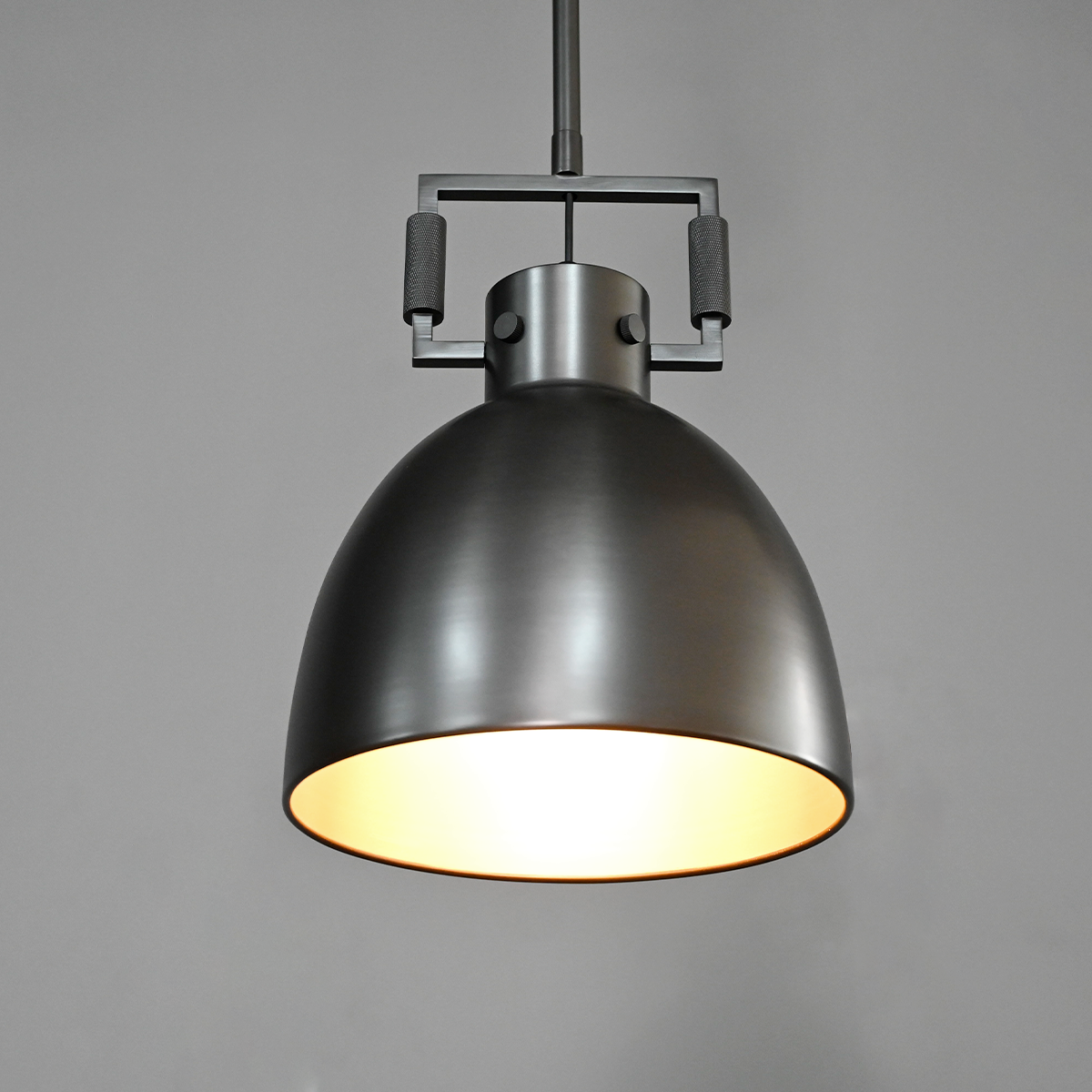 Funda Mental Arch Pendant