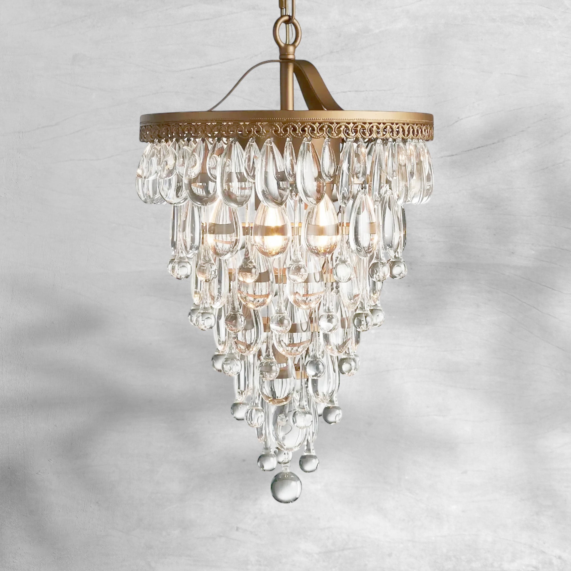 Anabella Round Chandelier 17''23''H