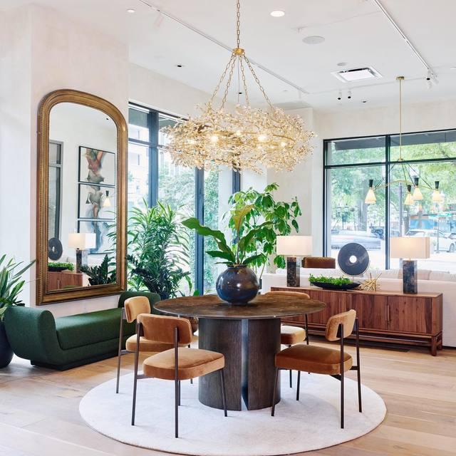 Fiore Crown Chandelier 39" 48" 60"