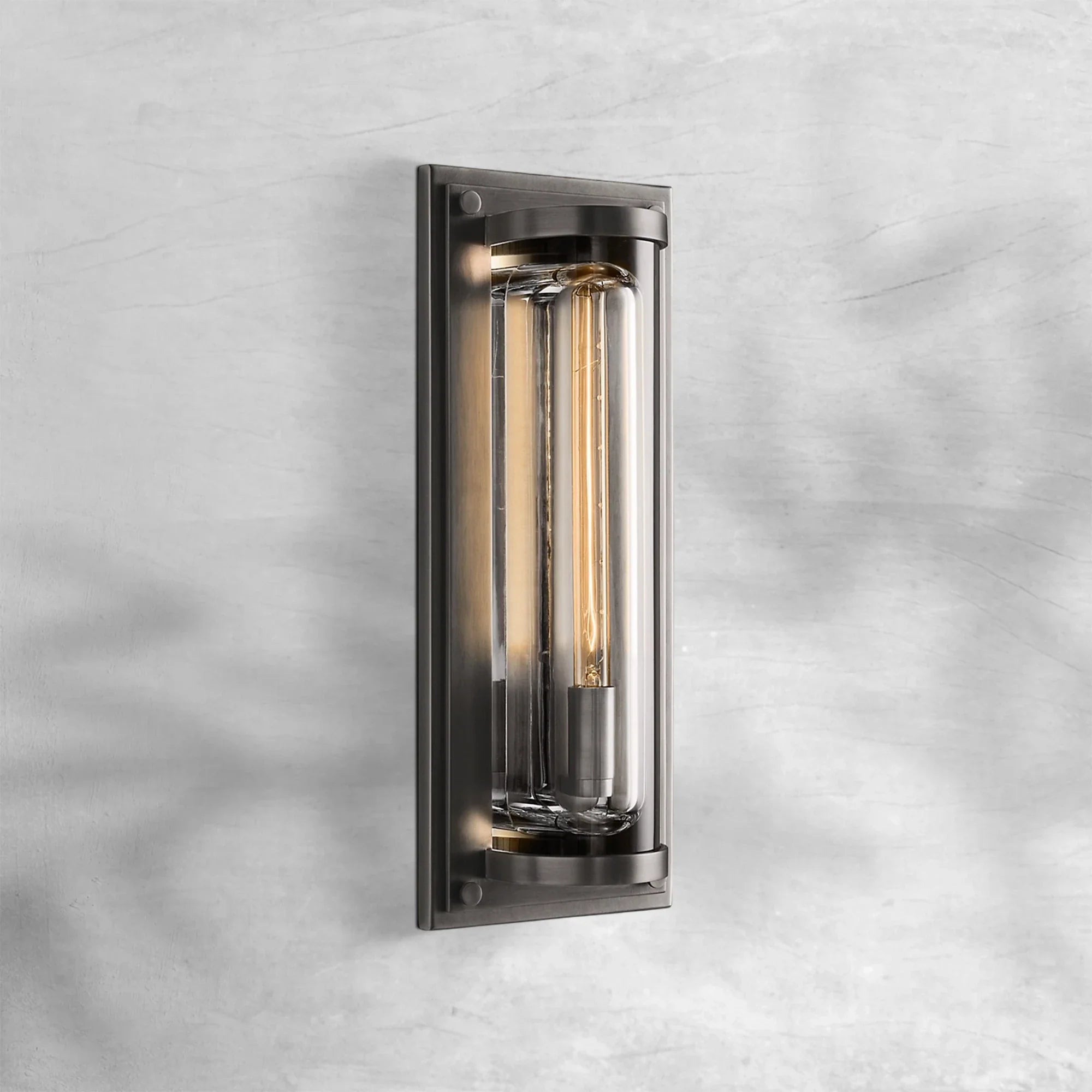 Savilen Grand Round Sconce 20"