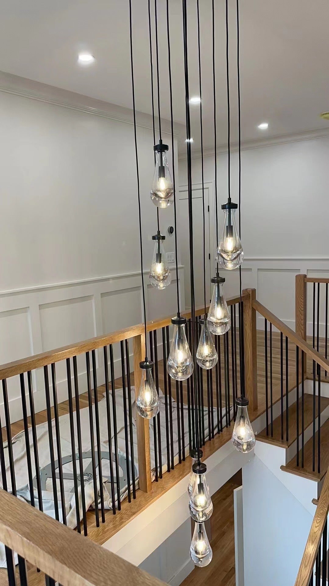 Raindrop Glass Round Chandelier 18"