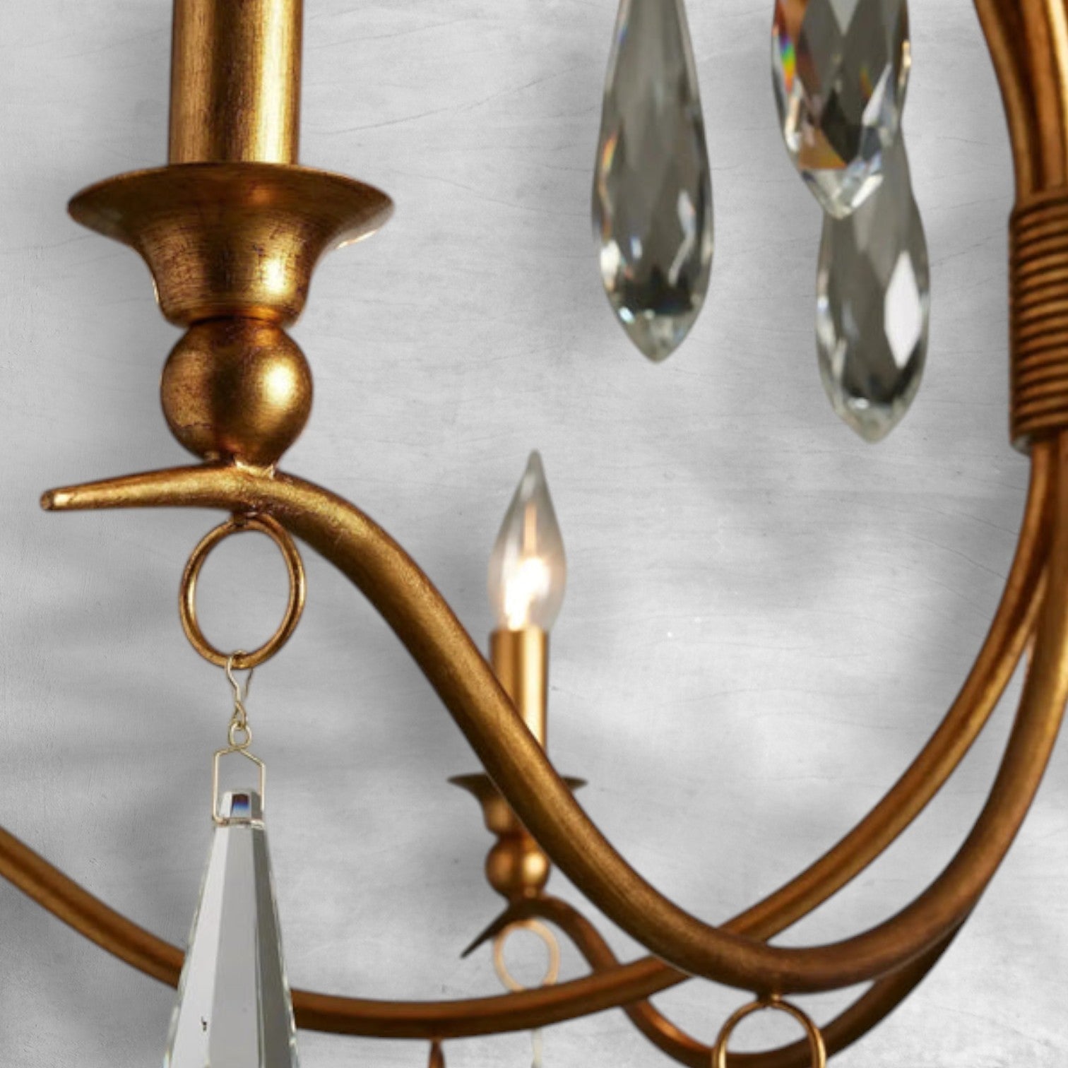 Celine Chandelier 36'' 59''