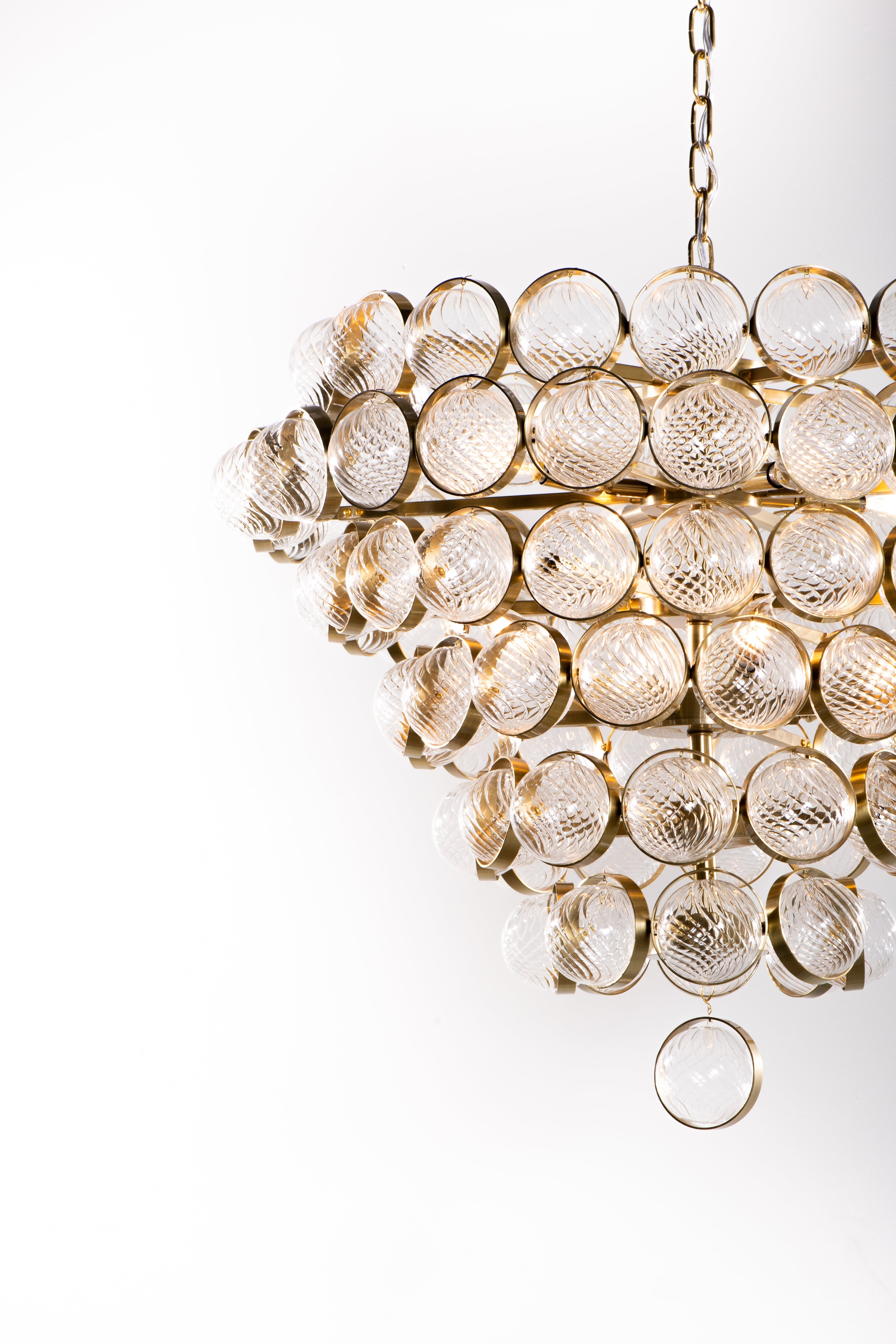 Aria Dominique Ribbed Glass Globe Chandelier