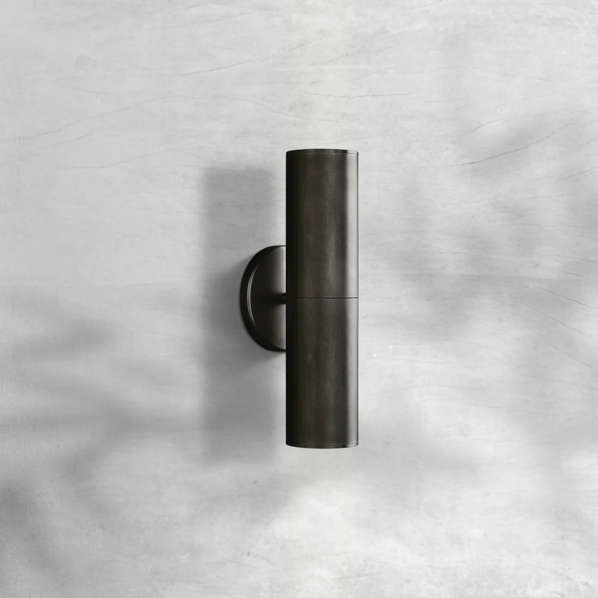 Champeaunt Linear Sconce