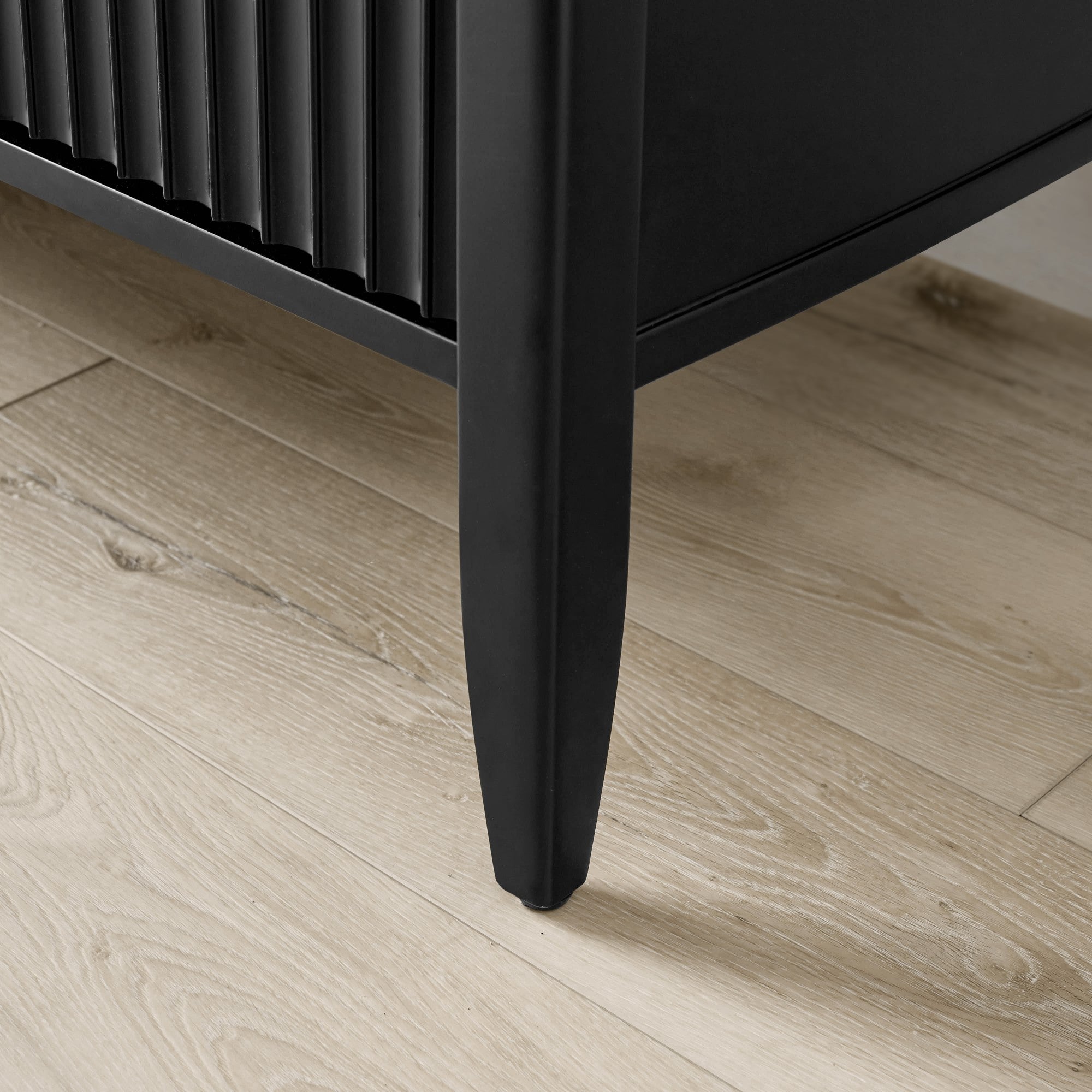 Louis Media Console