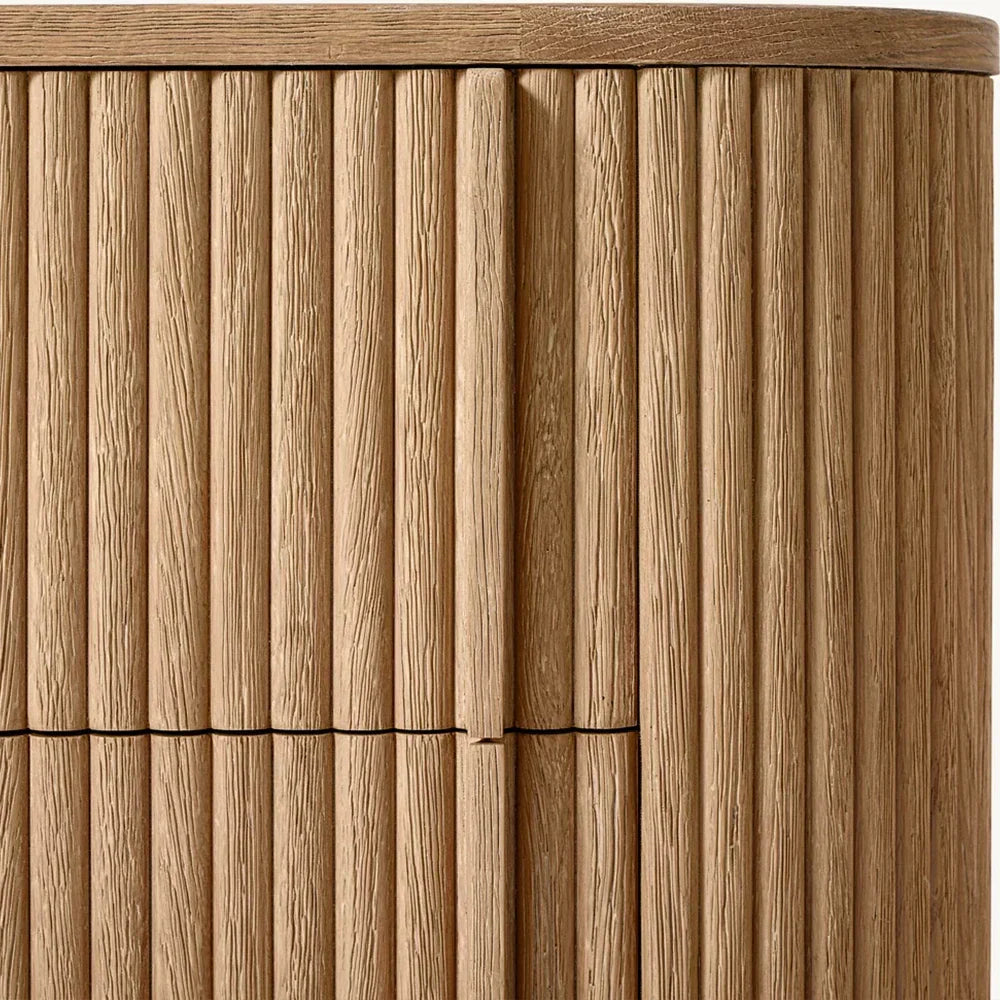 Mulho Closed Nightstand