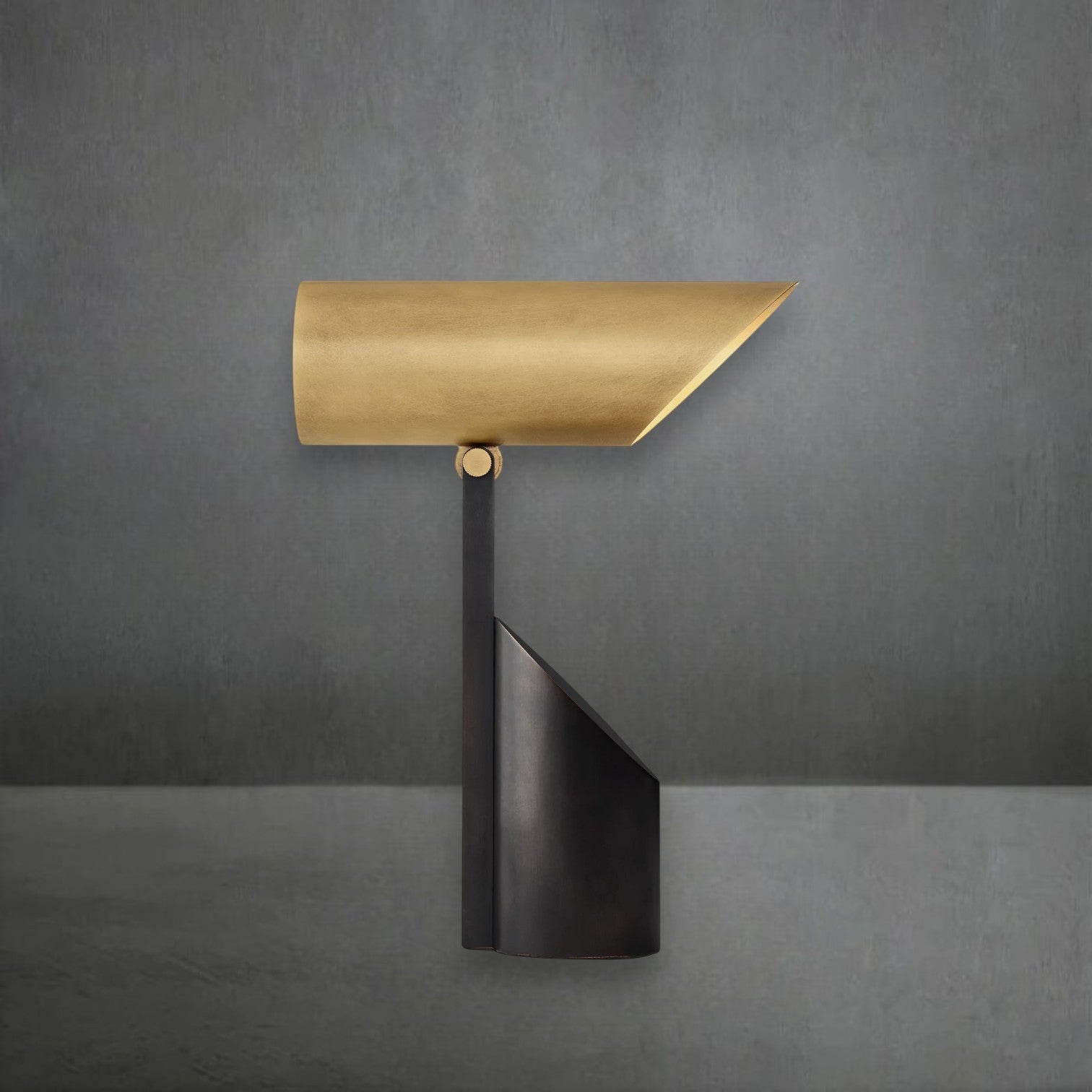 Champeaunt Folding Spotlight