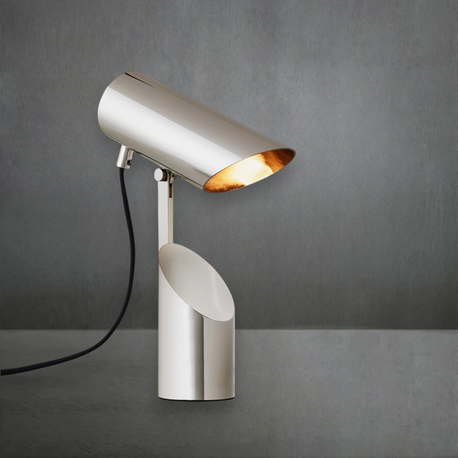 Champeaunt Folding Spotlight