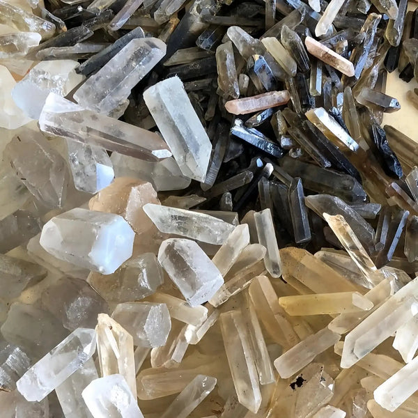 Round Modern Chandelier Brass & Clear Geode Quartz Crystal Hanging Light - Arialamps